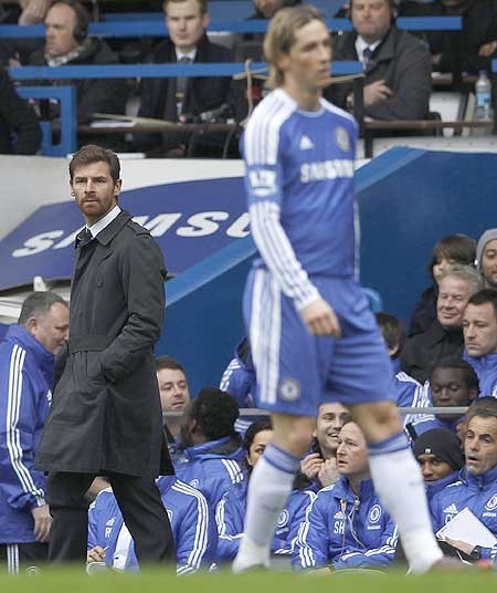 Vòng 5 – Chelsea 1-1 Birmingham: Một màn trình diễn vô vị của Chelsea dưới sự dẫn dắt của Andre Villa-Boas. Fernando Torres lộ rõ vẻ thiếu tự tin hơn bao giờ hết trong khi Didier Drogba bị đẩy lên ghế dự bị.